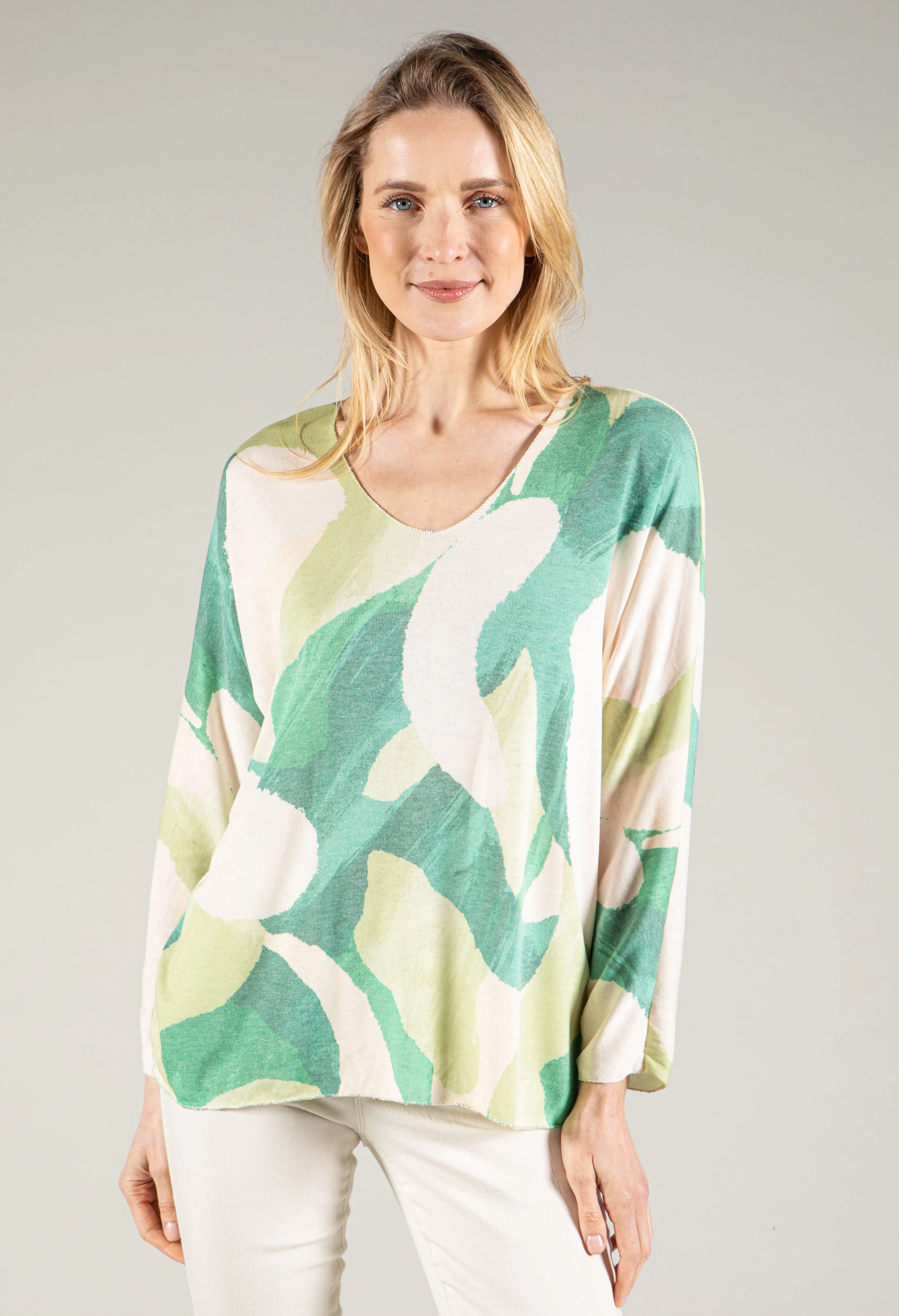 Abstract Print Soft Pullover